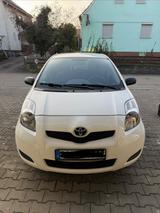 Toyota Yaris 1,0-l-VVT-i -