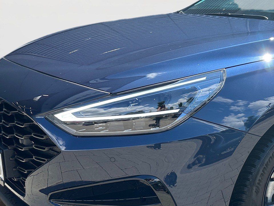 Fahrzeugabbildung Hyundai i30 Kombi 1.0T 100PS DCT ADVANTAGE Plus-Paket