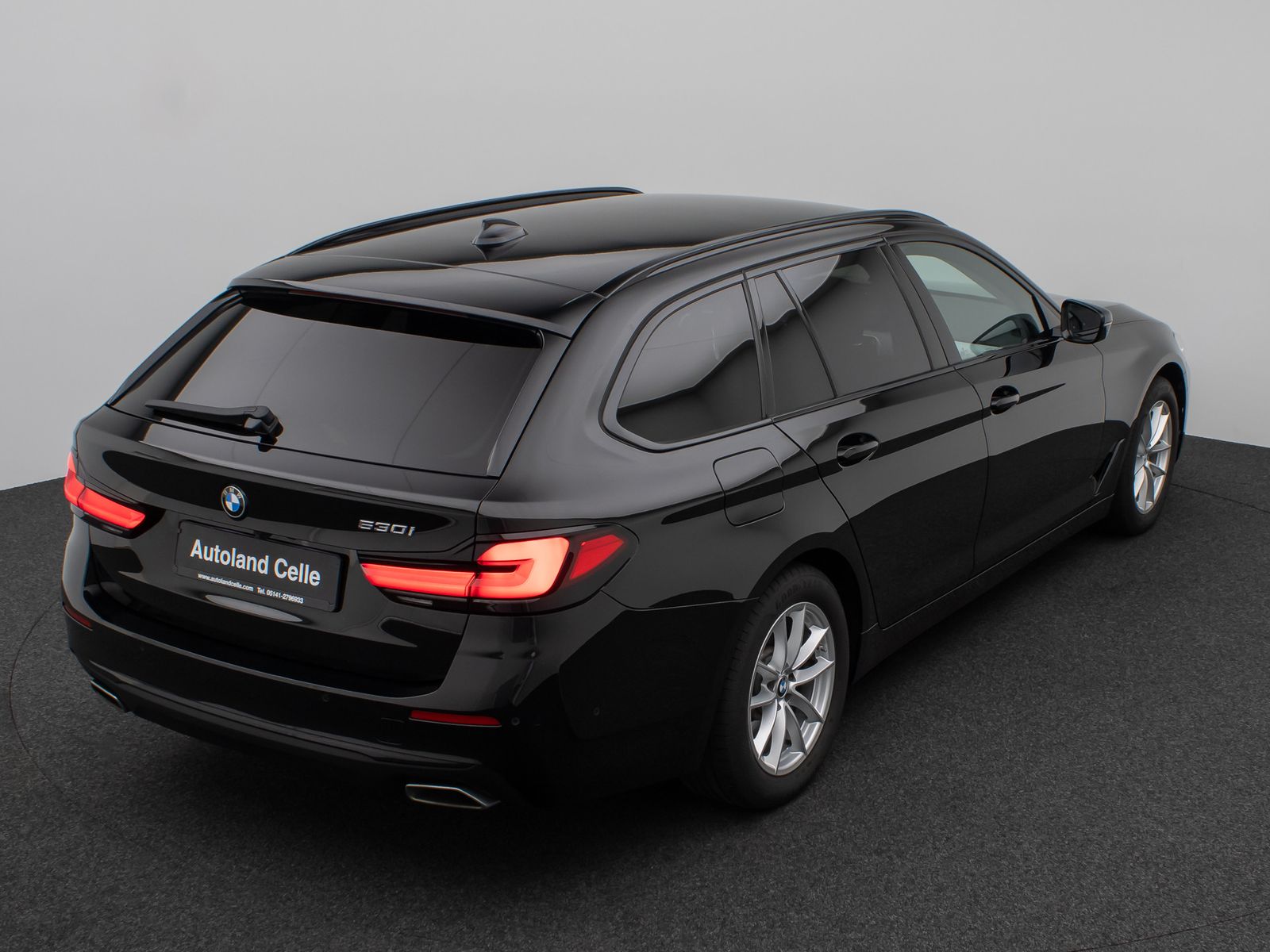 Fahrzeugabbildung BMW 530i Kamera DAB CockPitPro Leder Alarm LED