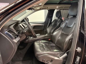 Volvo XC90 - 9