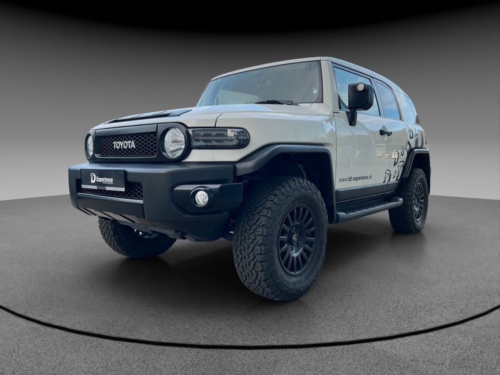 Toyota FJ Cruiser gebraucht kaufen bei mobile.de