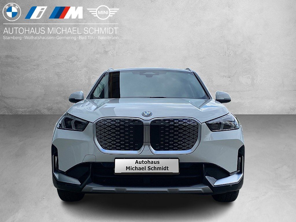 BMW iX1 - Bild 7