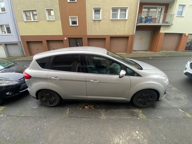 Ford C-Max 2,0TDCi 103kW PowerShift Titanium Titanium