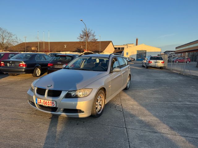 BMW 318 Baureihe 3 Touring 318i Automatik.