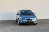 Opel Astra J Sports Tourer Sport/NAVI/XENON/AHK/PDC - Opel Astra aus 2010: Sports Tourer