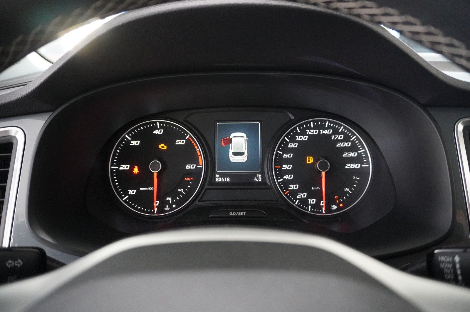 Fahrzeugabbildung SEAT Ateca 2.0 TDI STYLE NAVI/LED/SHZ/TEMP./PDC/DAB+