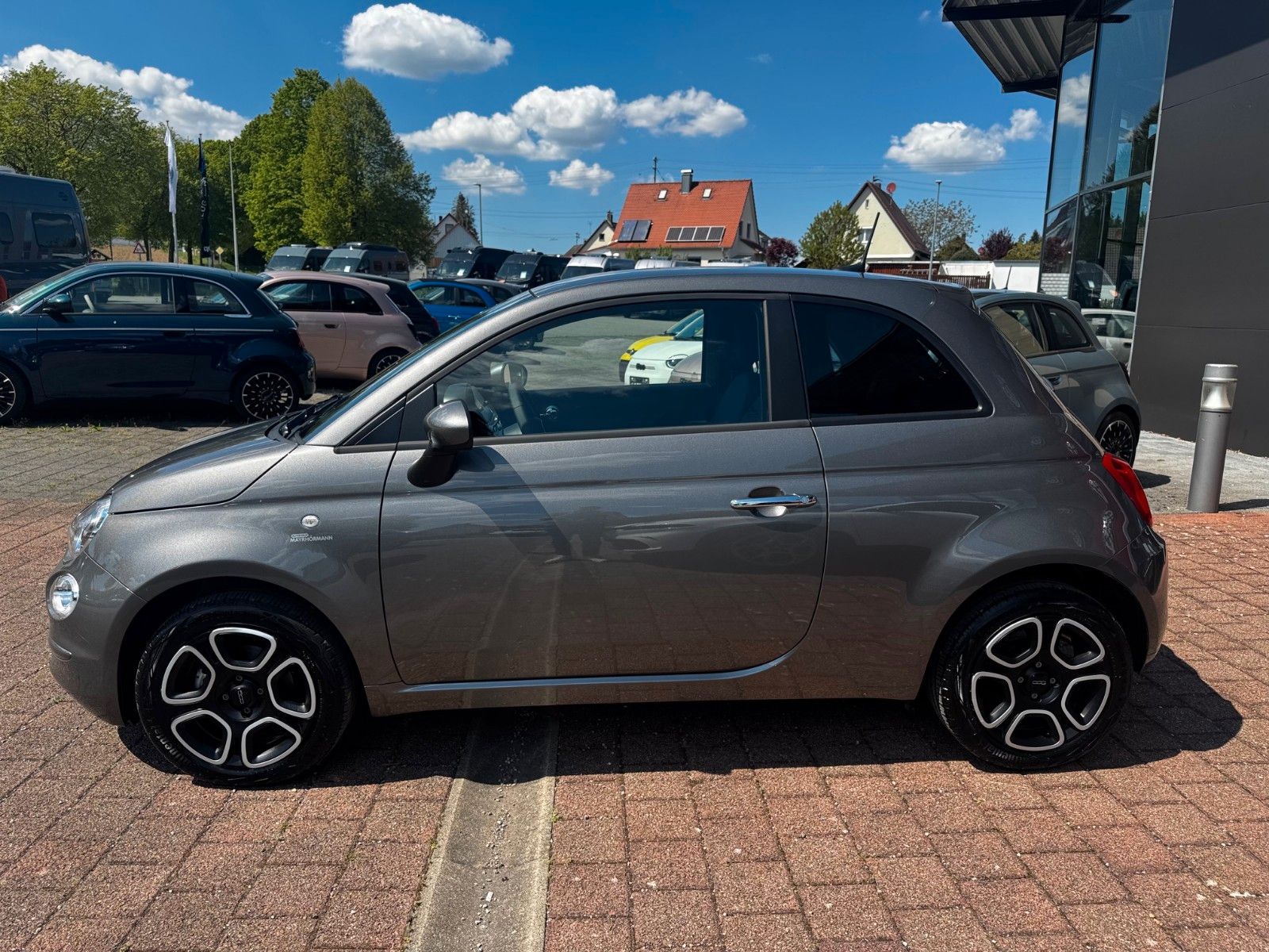Fahrzeugabbildung Fiat 500 1.0 GSE Hybrid CLUB 70PS