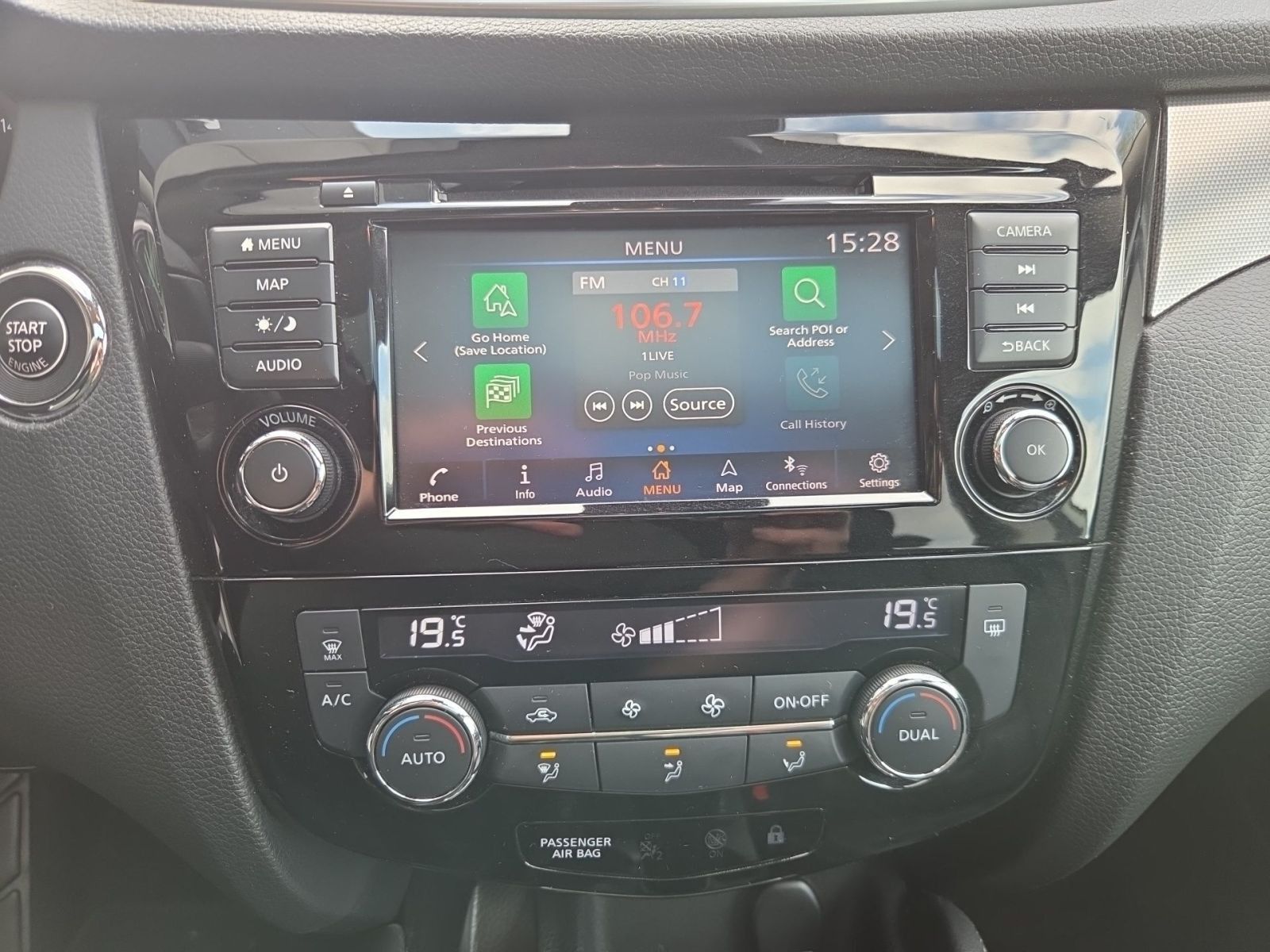 Fahrzeugabbildung Nissan Qashqai 1.3 DIG-T Akari 158 PS Autom. *NAVI*SITZ