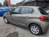 Peugeot 208 1.2 Allure PureTech 110 STOP & START - Peugeot 208 in Herne