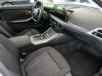 BMW 318 - Vorschau Bild 16