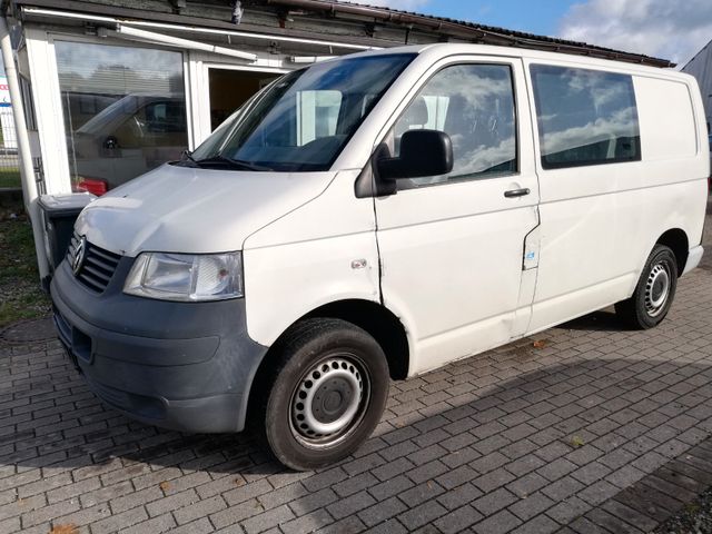 Volkswagen T5 Transporter Kasten-Kombi.