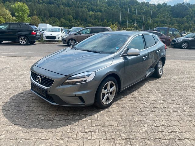 Volvo V40 R-Design