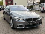 BMW 530xd*1.Hand*Scheckheft*Unfallfrei*M Paket*AHK* - BMW 530: Xd
