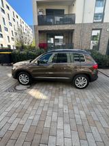 Volkswagen Tiguan 2.0 TSI Vollausstattung Keyles,Leder,Pano - gebrauchte VW Tiguan aus dem Jahr 2011