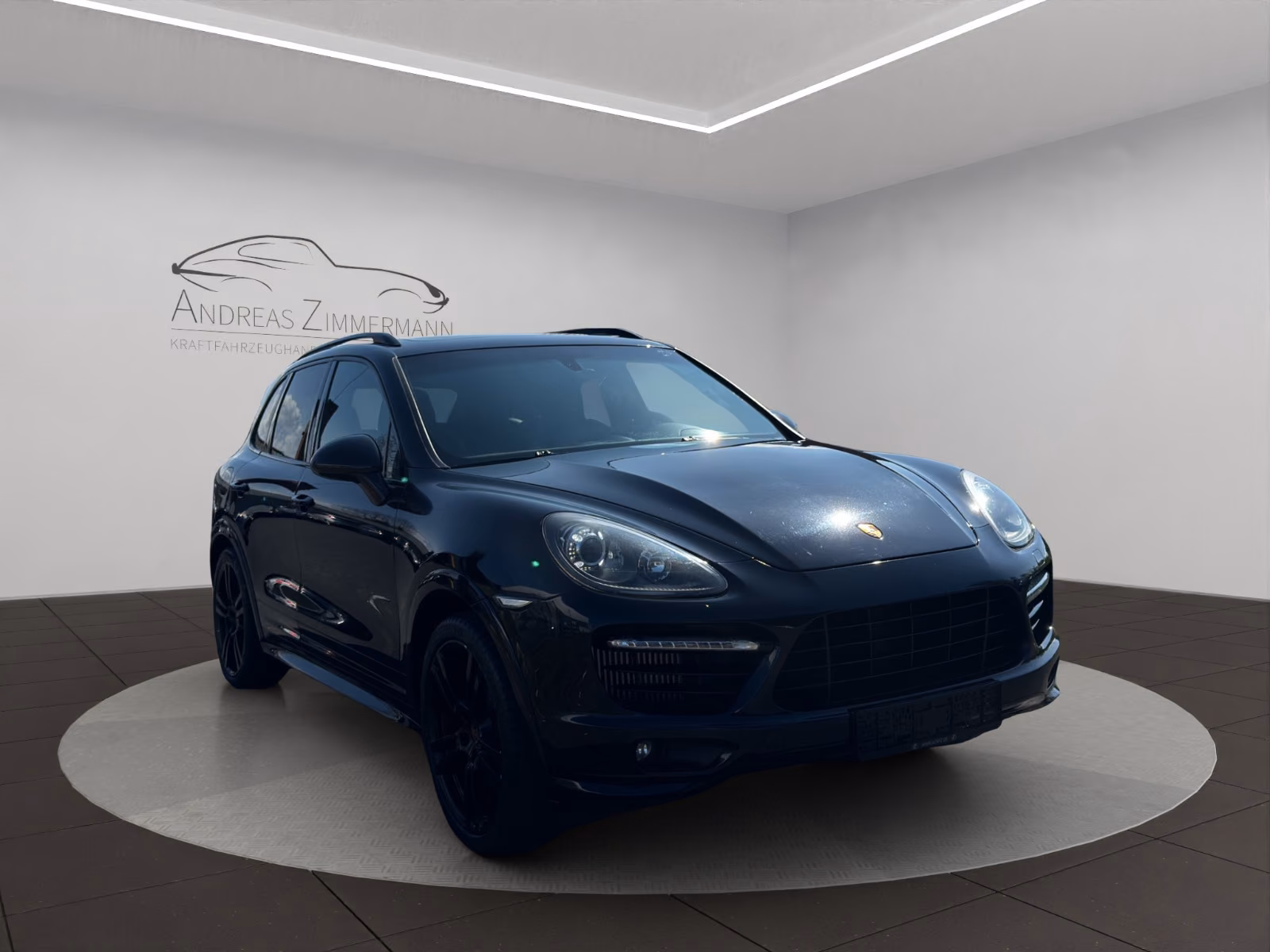 Porsche Cayenne Turbo S SPORT-DESIGN/PANORAMA/PCCB!