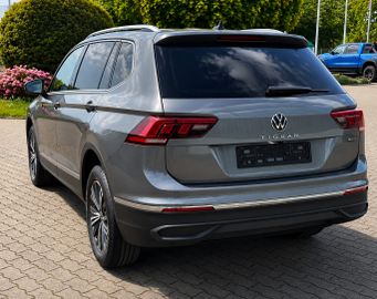 Volkswagen Tiguan Allspace - 4
