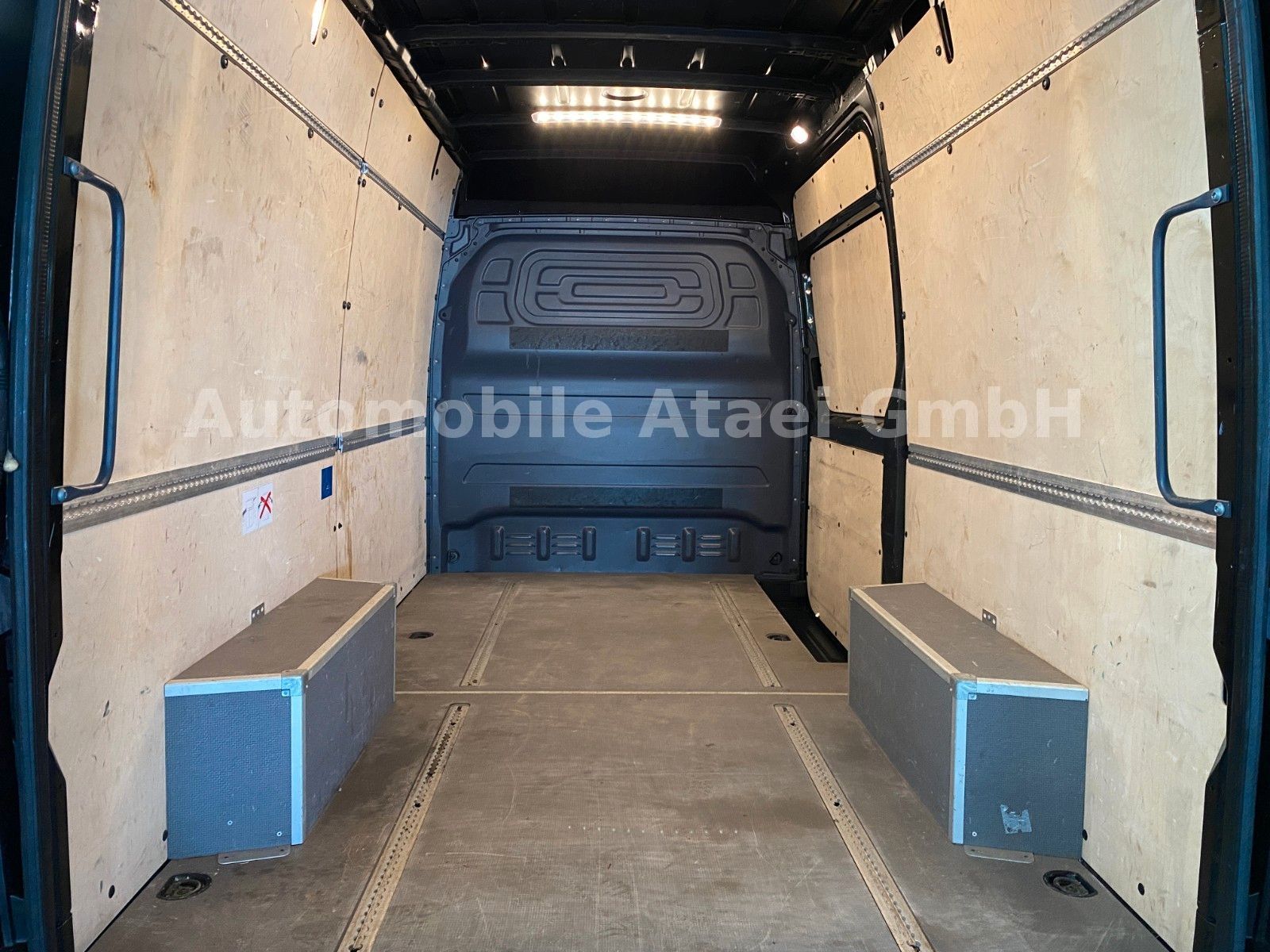 Fahrzeugabbildung Mercedes-Benz Sprinter 317 NAVI+ 360° KAMERA+ SITZHEIZ. (0228)