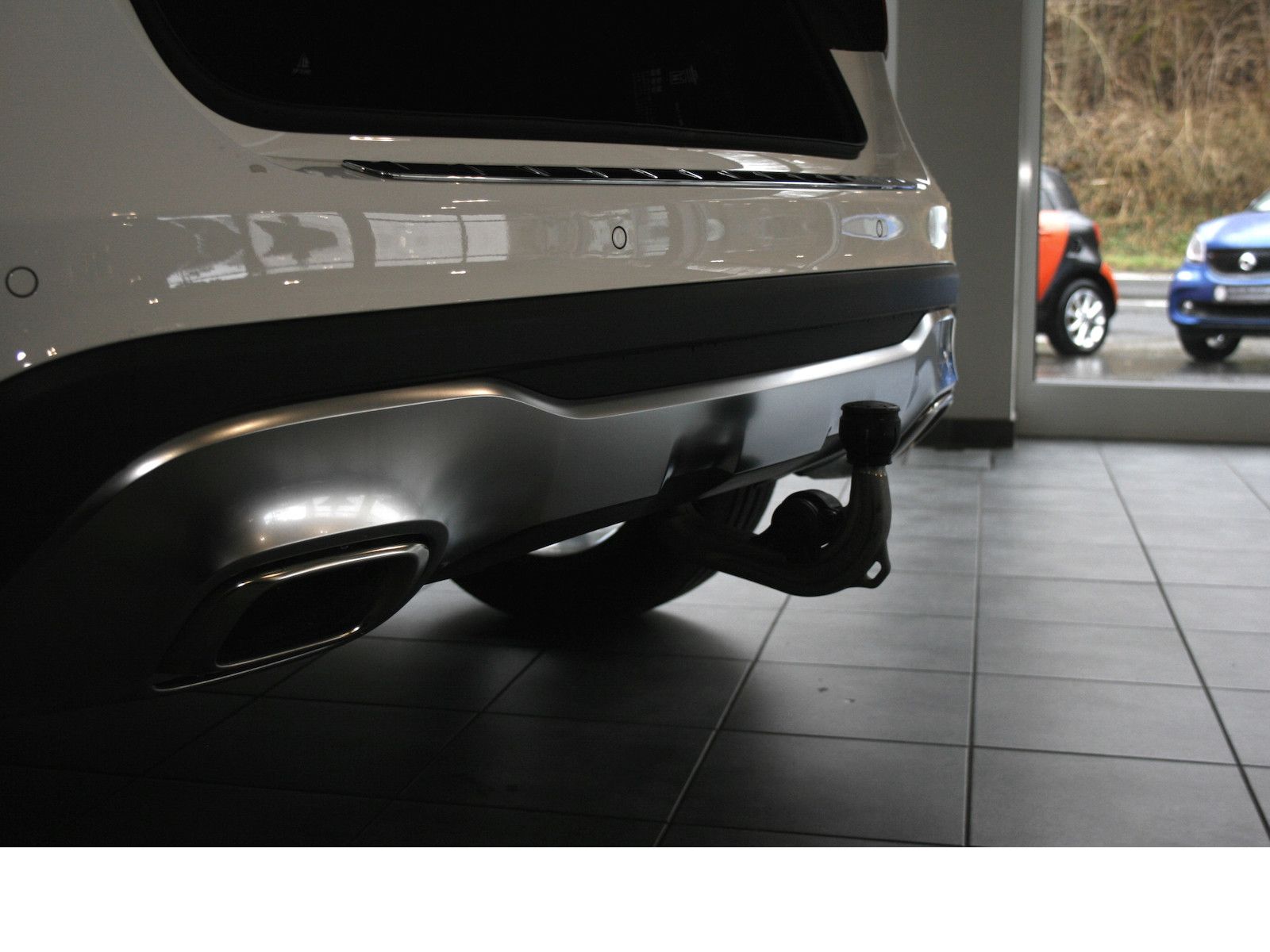 Fahrzeugabbildung Mercedes-Benz GLA 200 Urban *LED *AHK *Pano-Dach *Navi