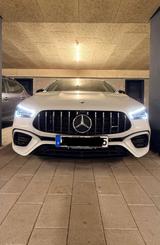 Mercedes-Benz CLA 45 AMG Shooting Brake Mercedes-AMG CLA 4... - weiße Mercedes-Benz CLA 45 AMG Shooting Brake