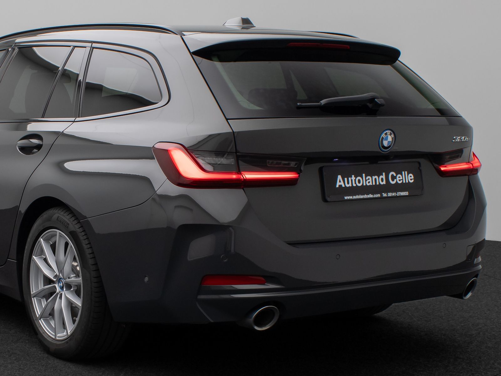 Fahrzeugabbildung BMW 320e 360°DAB MDach Leder ACC Komfort Alarm Sport