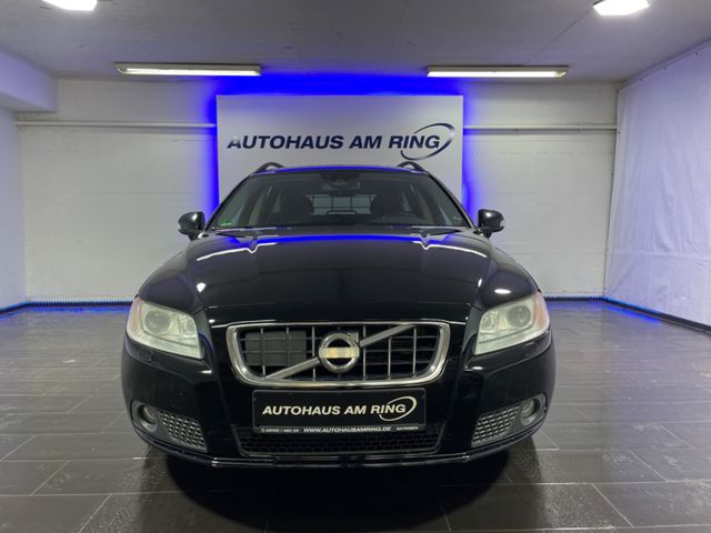 Volvo V70 Kombi Momentum LEDER SPUR ACC XENO AHK 4xSZH