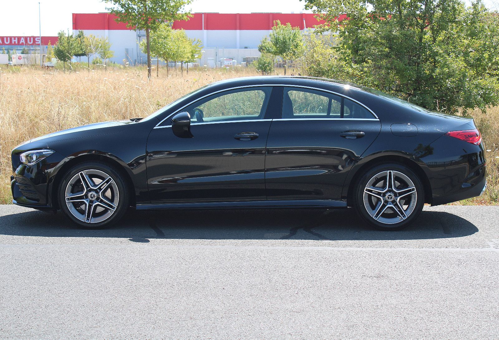 Mercedes-Benz CLA 250e AMG-Line MBUX Ambiente Leder LED 18' foto 5