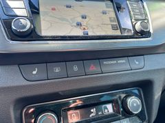 Fahrzeugabbildung Skoda Fabia Navi ACC LED Kamera Sitzhzng SmartLink