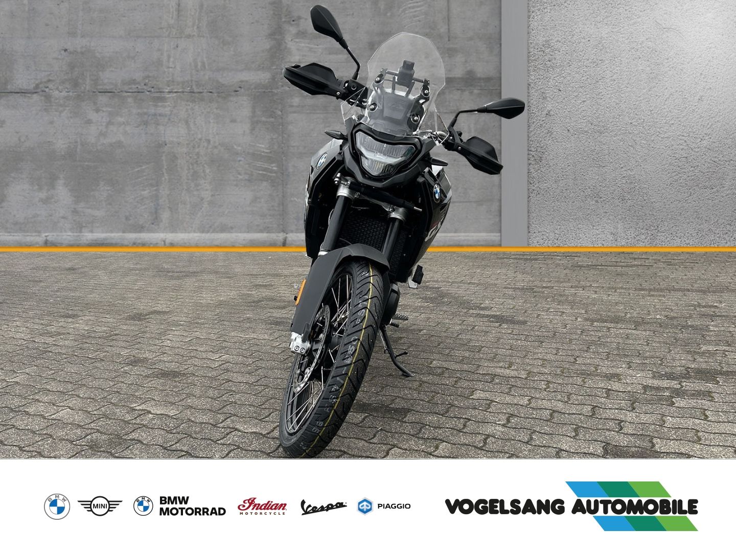 Fahrzeugabbildung BMW F 900 GS Tieferlegung, Dynamic-Paket, Akrapovic-