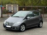 Mercedes-Benz A 180 AVANTGARDE 80tkm XENON P.ASSIST SHZ TOP - gebrauchte Mercedes-Benz A 180 aus dem Jahr 2009