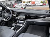 Audi SQ8 SUV TFSI 373(507) kW(PS) tiptronic - Audi SQ8 in Köln