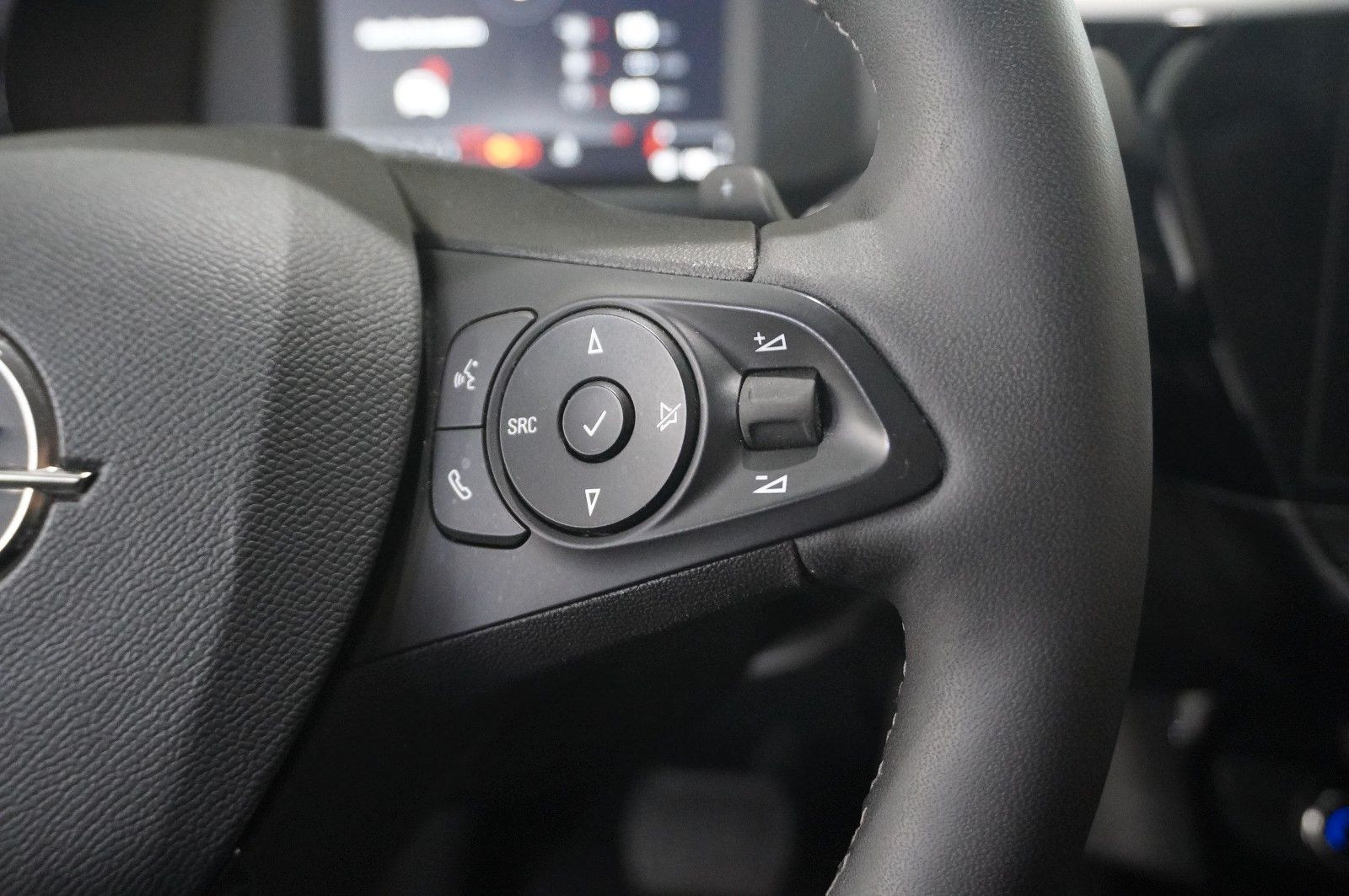 Fahrzeugabbildung Opel Corsa F 1.2T ELEGANCE NAVI/LED/KAMERA/SPORT/DAB+