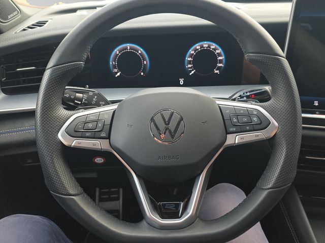 Tayron R-Line 2.0 l TDI SCR 4MOTION DSG HUD 360°