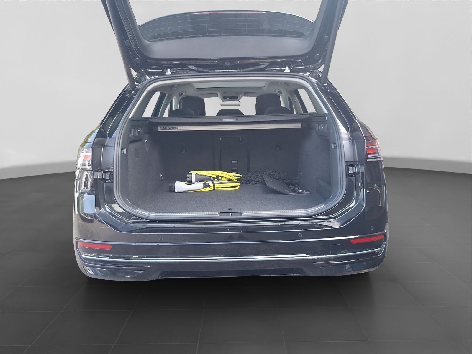 Volkswagen Passat Variant - Bild 17