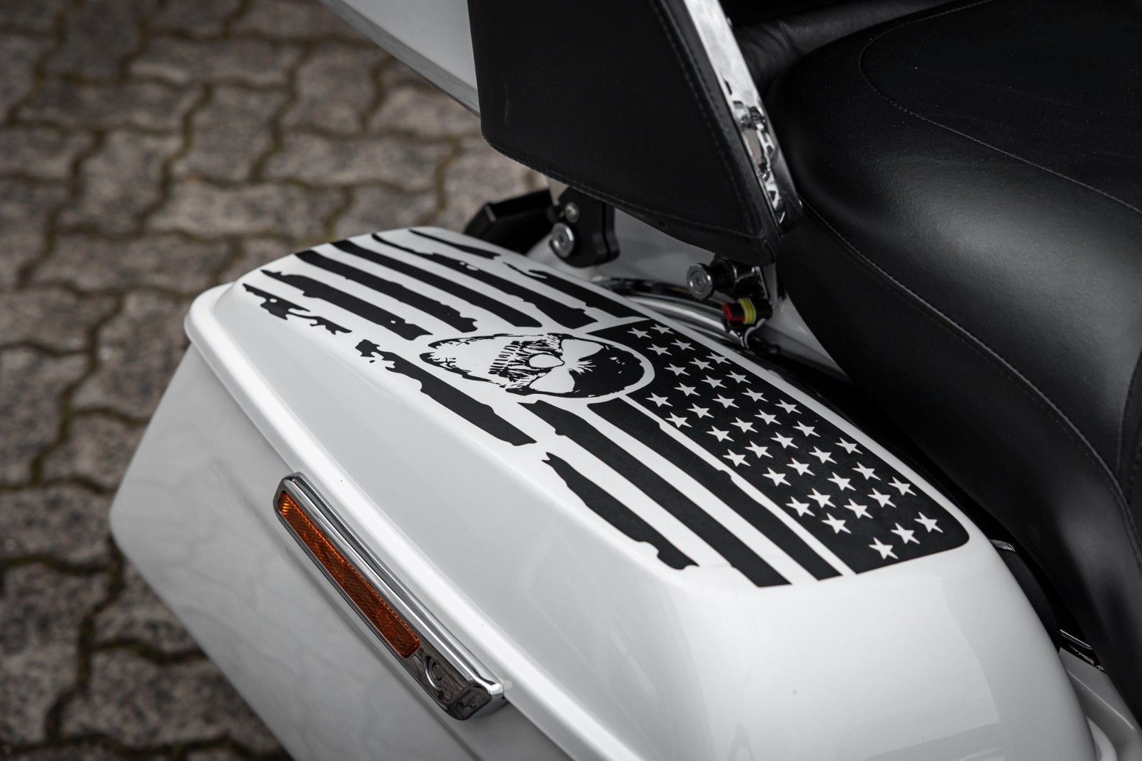 Fahrzeugabbildung Harley-Davidson E-Glide Ultra 103 cui FLHTKL - Kesstech -