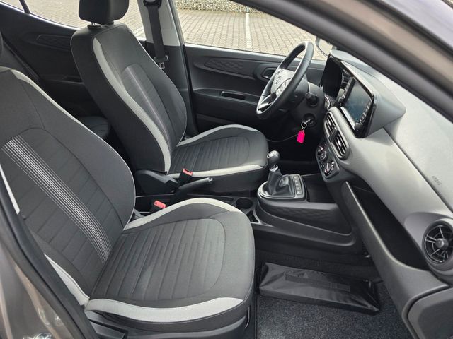 Hyundai i10 1.2 62 kW (84 PS), Schalt. 5-Gang, Fronta...