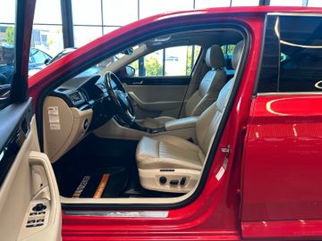 Skoda Superb Lim. L&K 4x4 *Leder*TÜV*Sitzh.*Sitzbelüft