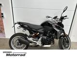 BMW F 900 R mit Remus Auspuff und kurzen Kennzeichen - Angebote
