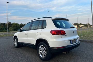 Volkswagen Tiguan - 10