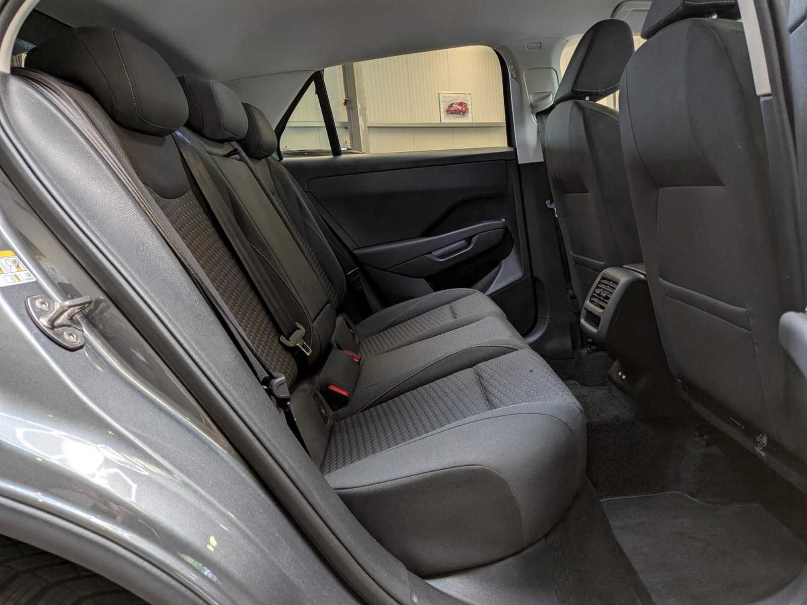 Volkswagen T-Roc 1.5 eTSI DSG*LIFE*APPLE*CAM*LED*ACC*AHK*17, миниатюра 17