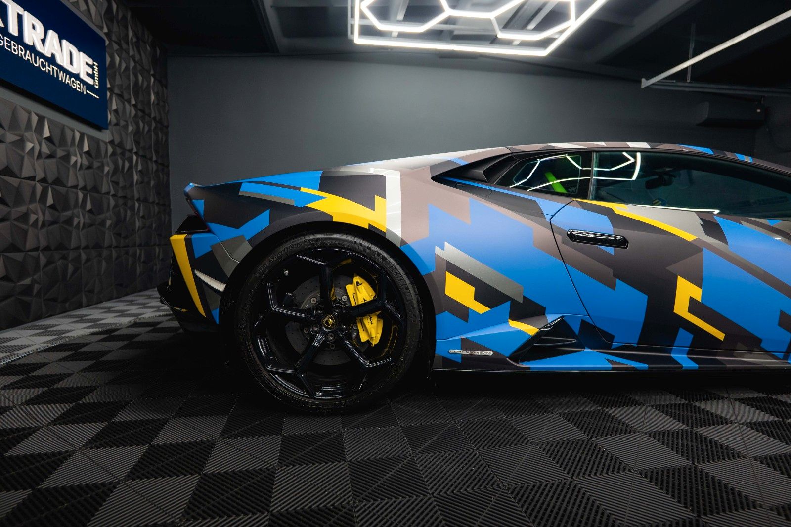 Fahrzeugabbildung Lamborghini Huracán EVO V10 LP640 AWD *Lift*LED*Keramik*19%*