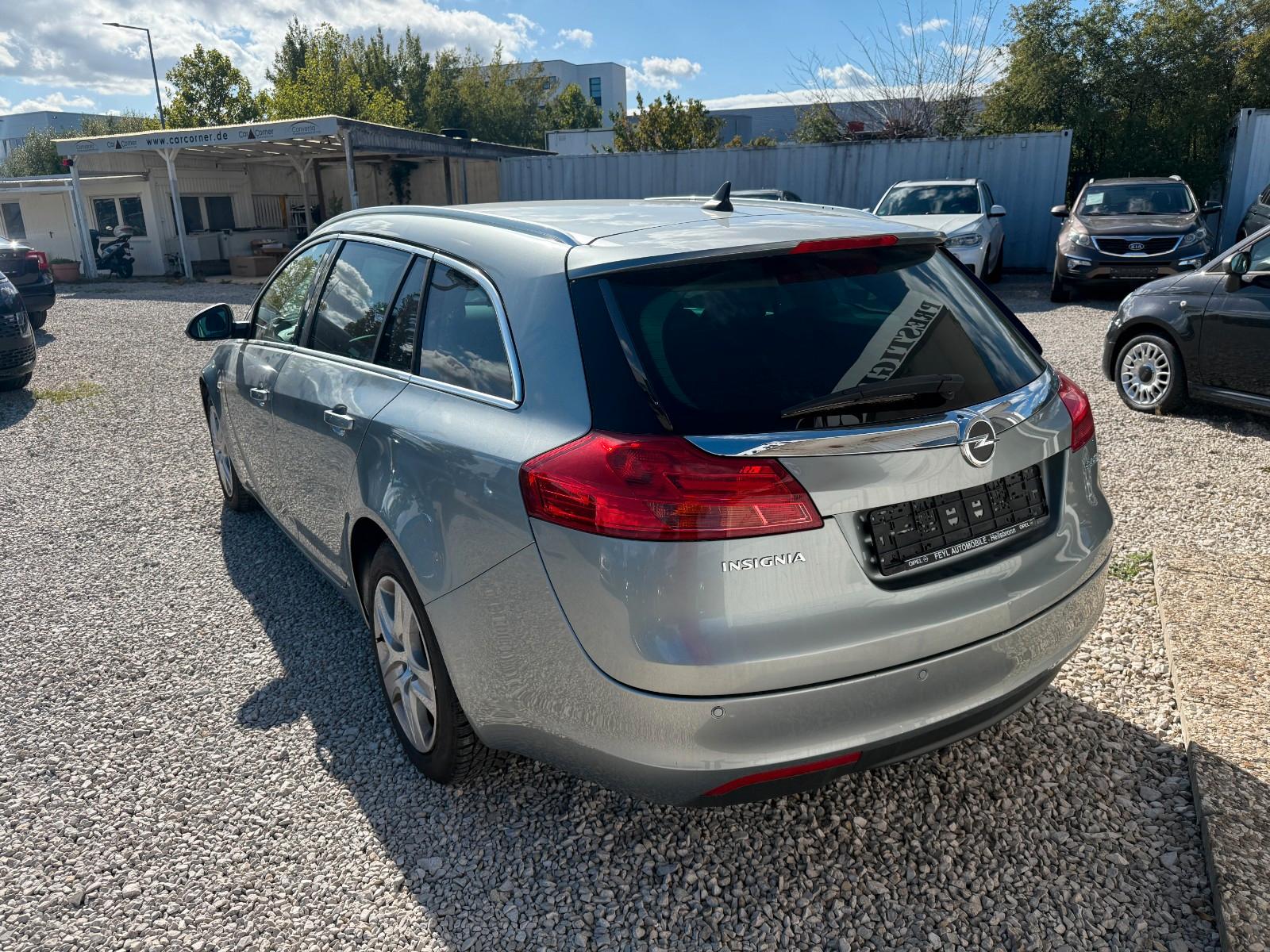 Opel Insignia 2011 — photo 6