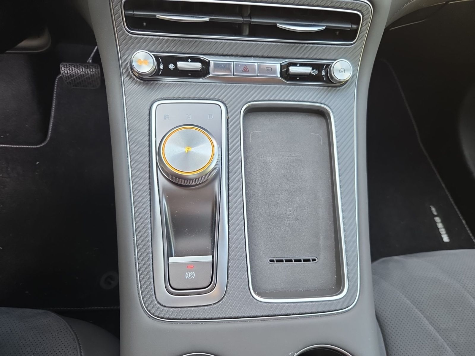 Fahrzeugabbildung MG S6 EV Luxury 77 kWh Autom. *NAVI*KLIMA*APPLE CAR