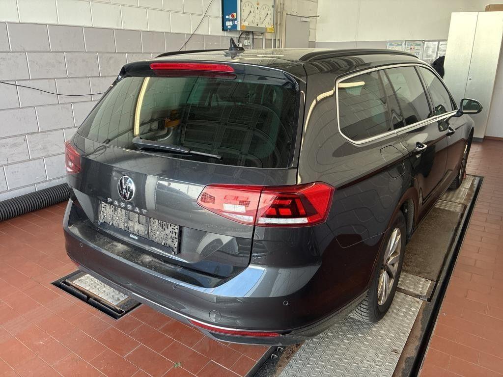 Volkswagen Passat Variant 2,0 TDI SCR  DSG