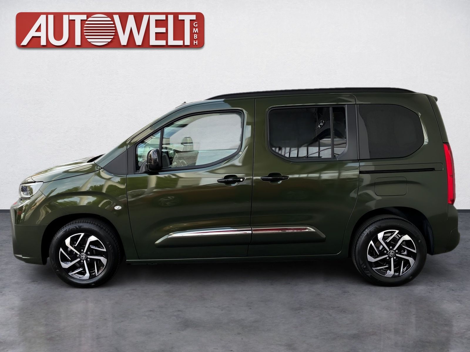 Fahrzeugabbildung Toyota Proace City Verso 1.2 L1 Teamplayer Kamera,LED
