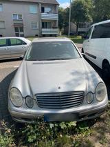 Mercedes-Benz Mercedes E320 V6 - Mercedes-Benz E 320 in Duisburg
