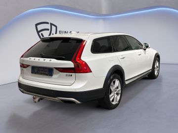 Volvo V90 Cross Country - 7