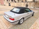 BMW 320i Cabrio Facelift - BMW 320 aus 1998: 320i