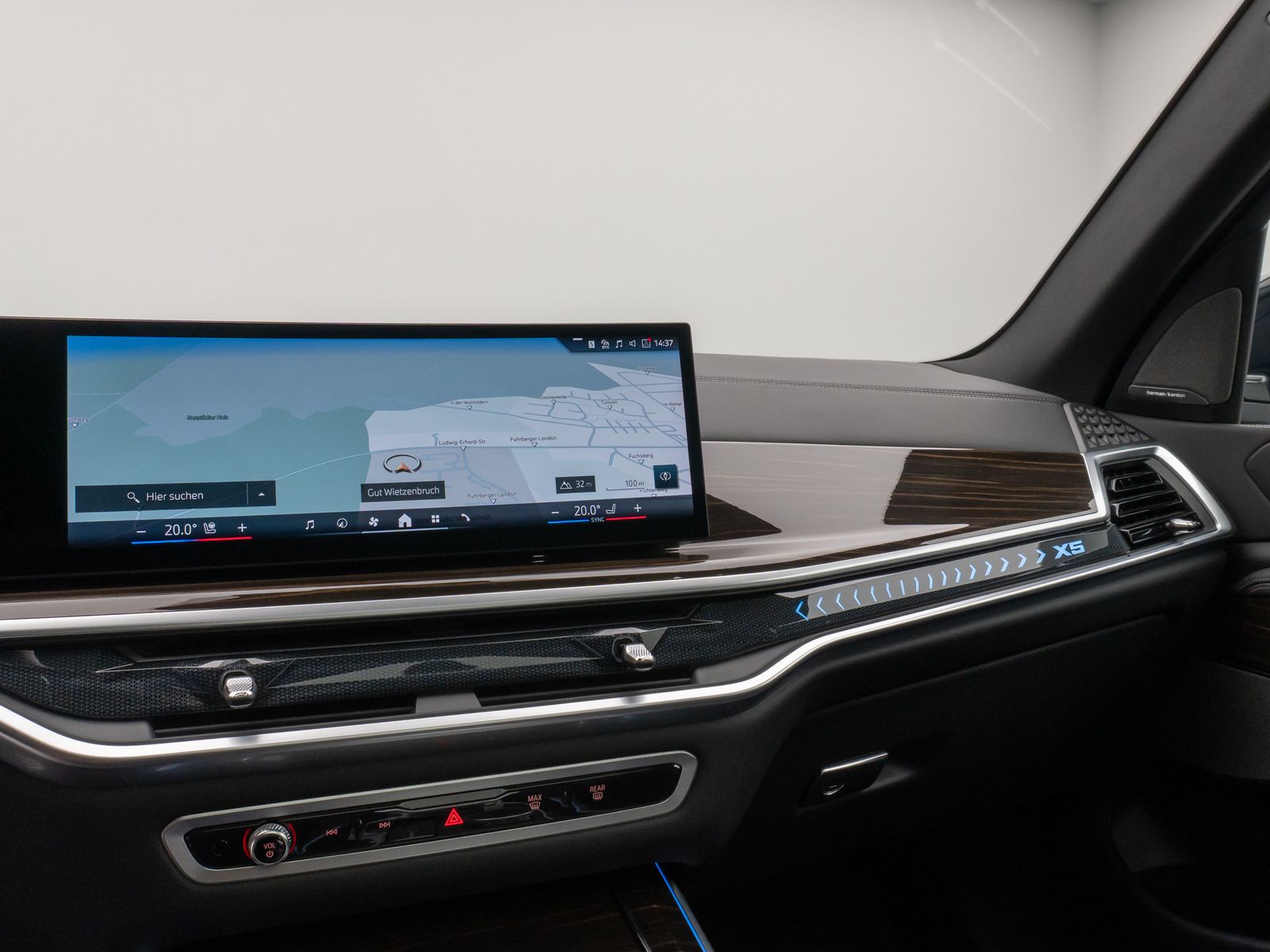 Fahrzeugabbildung BMW x5 xD50e M SportPro Panorama 360°HUD DAB H/K 21"