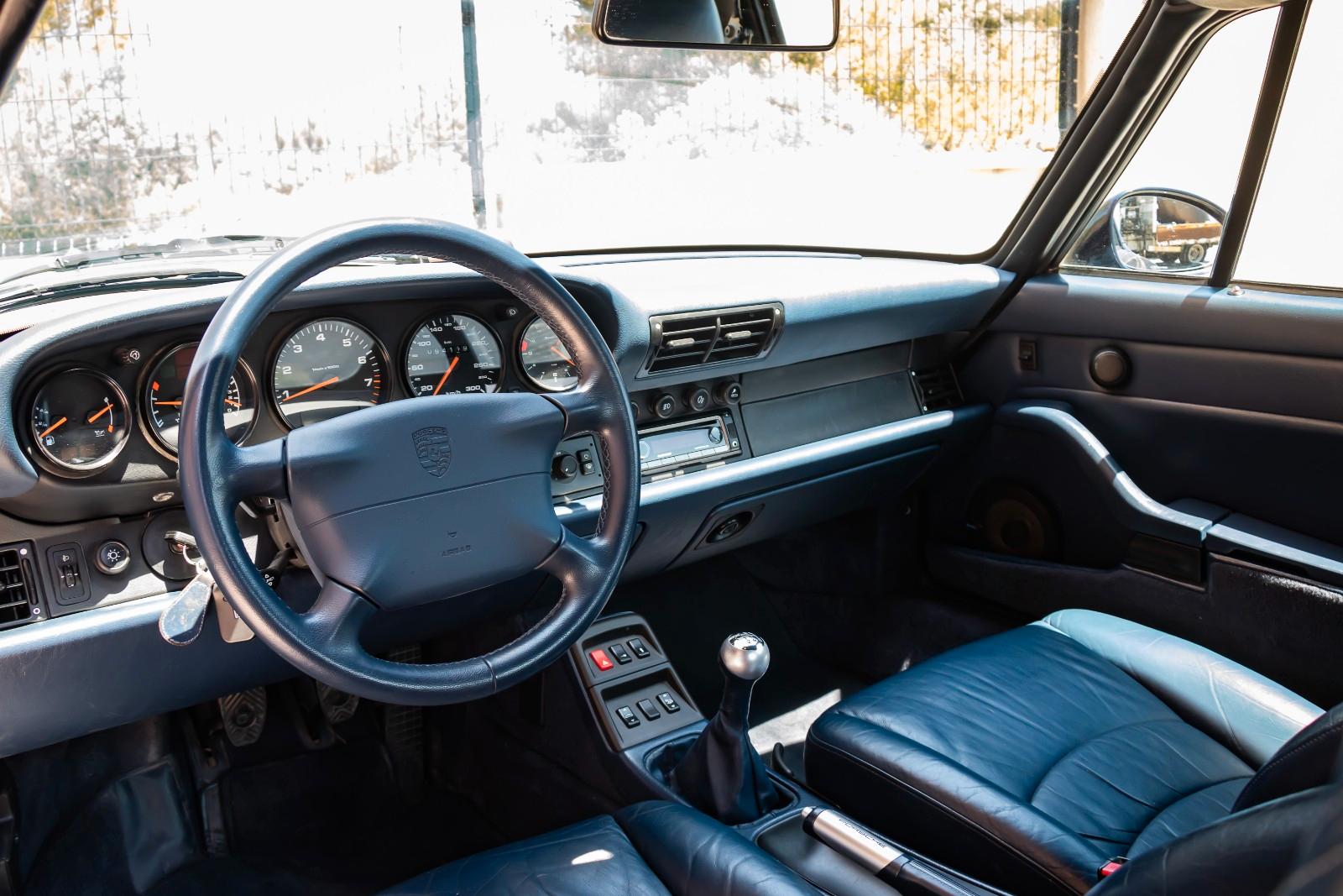 Porsche 993 Carrera Cabriolet