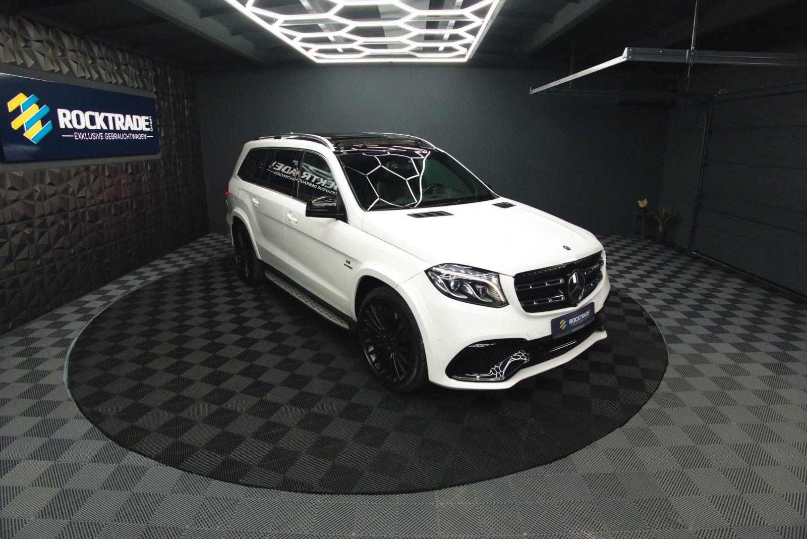 Fahrzeugabbildung Mercedes-Benz GLS / GL 63 AMG 4Matic Night-Paket *ACC*Pano*LED